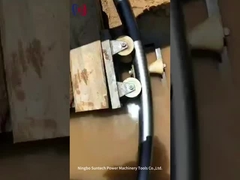 ट्रांसमिशन लाइन निर्माण कार्यों के लिए ट्रिपल पल्ली 10KN कॉर्नर ग्राउंड केबल रोलर