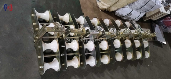 चार शीव्स संयुक्त ब्लॉक ऑप्टिकल फाइबर केबल पोली ब्लॉक ओपीजीडब्ल्यू क्वाड्रेंट ब्लॉक संयुक्त प्रकार