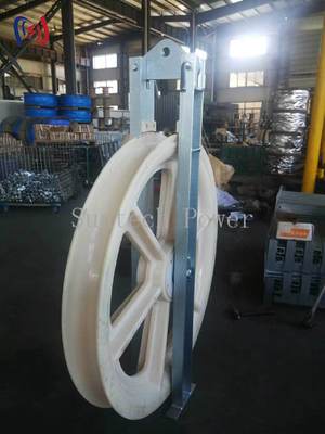 भारी ड्यूटी 822 सीरीज़ कंडक्टर स्ट्रिंगिंग ब्लॉक जिसमें R570 बेंड रेडियस और 760x120x480mm बाहरी आकार है