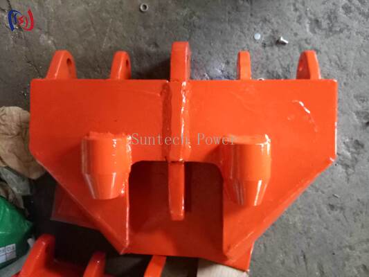 चार बंडल कंडक्टरों के लिए 130kN नामित भार हेडबोर्ड सटीक वर्ग विन्यास और बराबर तनाव वितरण के साथ