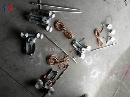 पेशेवर 100 ए मैक्स करंट ग्राउंडिंग ब्लॉक 50 मिमी नीचे व्यास और सुरक्षित विद्युत ग्राउंडिंग के लिए कास्टिंग स्टील सामग्री के साथ