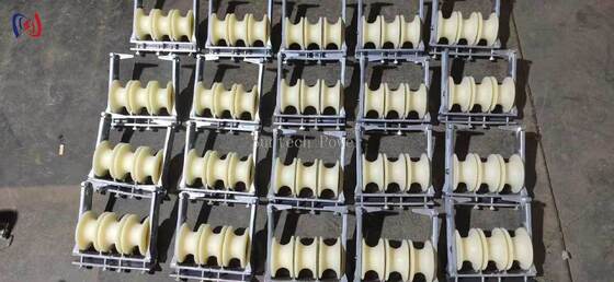 5KN नामित भार के साथ बंडल कंडक्टर स्थापना के लिए भारी शुल्क तीन गुच्छे स्ट्रिंगिंग ब्लॉक