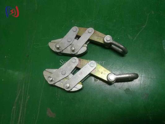 भारी विद्युत उपकरणों के सुरक्षित उठाने के लिए 50-200KN नामित भार के साथ एंटी ट्विस्ट स्टील रस्सी ग्रिपर