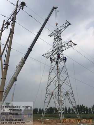 110KV 132KV जस्ती एन्जिल स्टील जाली ट्रांसमिशन लाइन टॉवर