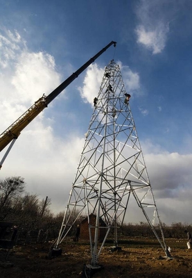 132KV OHTL साइट जस्ती कोण स्टील इलेक्ट्रिक पावर टॉवर