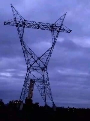 ओवरहेड ट्रांसमिशन लाइन के लिए ASTM123 230KV 400KV जाली स्टील टावर्स