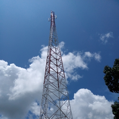 60 मीटर गर्म जस्ती दूरसंचार स्टील टॉवर Q345